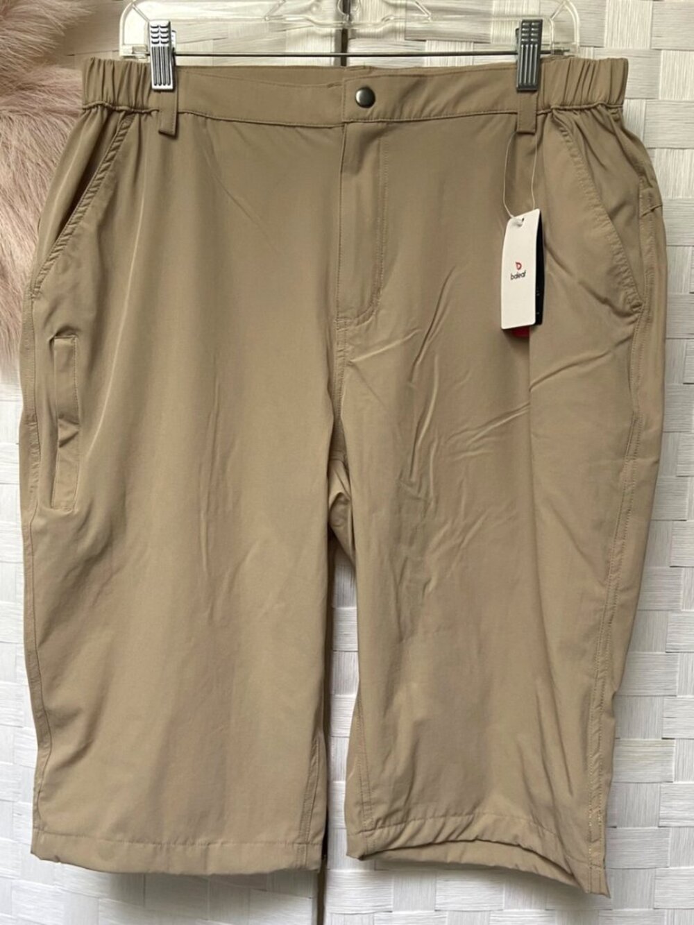 NEW NWT Baleaf Women's Tan Shorts Size XL